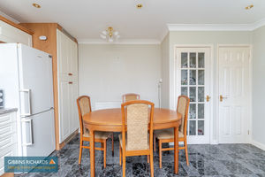 Kitchen/Diner- click for photo gallery